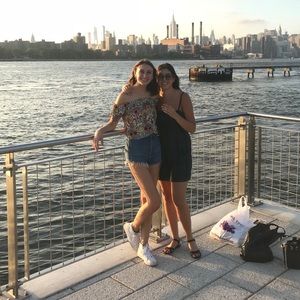 Meet your Posher, Emma